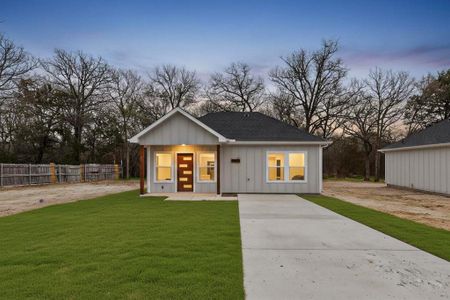 New construction Single-Family house 114 Garner Dr, Mabank, TX 75156 - image