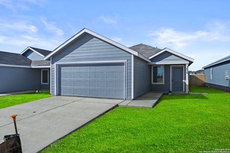 New construction Single-Family house 3828 Swift Fox Rd, New Braunfels, TX 78130 - image