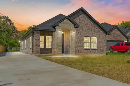 New construction Single-Family house 4417 Martin St, Fort Worth, TX 76119 - image