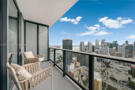 New construction Condo house 159 Ne 6Th St, Unit 4212, Miami, FL 33132 - image 3