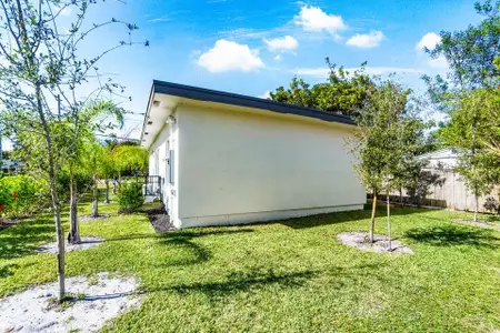 New construction Single-Family house 4400 Greenwood Ave, West Palm Beach, FL 33407 - image