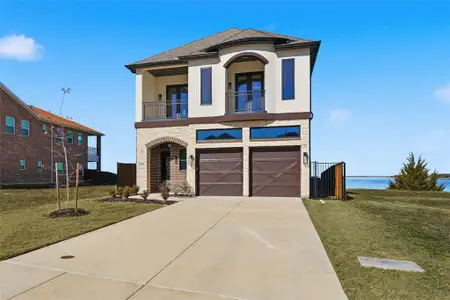 New construction Single-Family house 18023 Lake Ray Hubbard Dr, Forney, TX 75126 - image