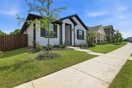 New construction Single-Family house 6736 Windfall Dr, Fort Worth, TX 76135 plan LIBERTY - image