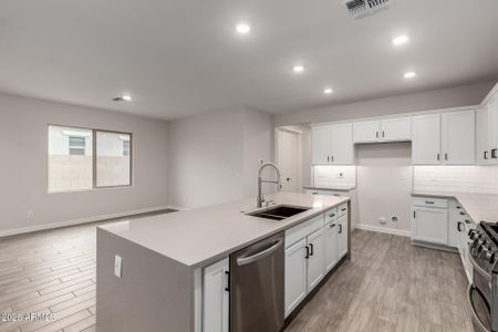 New construction Single-Family house 17451 W Las Palmaritas Dr, Waddell, AZ 85355 plan 2028 - image 8