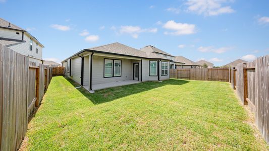 New construction Single-Family house 3048 Mistflower Trl, Brookshire, TX 77423 plan The Kirby - image 3