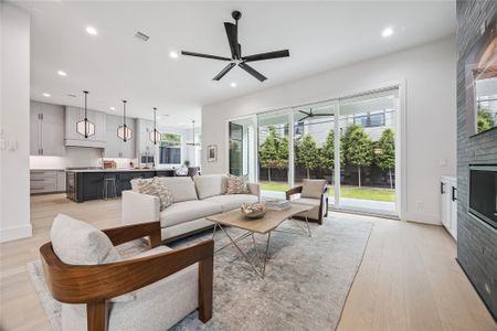 New construction Single-Family house 2205 North Blvd, Houston, TX 77098 - image 17