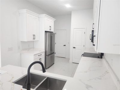 New construction Single-Family house 21 N Hampton Ave, Unit Lot 2, Orlando, FL 32803 null- photo 12 12