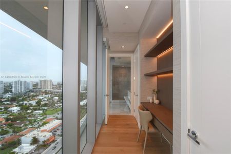 New construction Condo/Apt house 18501 Collins Avenue, Unit 2301, Sunny Isles Beach, FL 33160 - photo 16 16