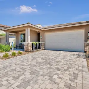 New construction Single-Family house 5720 W Mauna Loa Ln, Glendale, AZ 85306 plan Amethyst - image 3