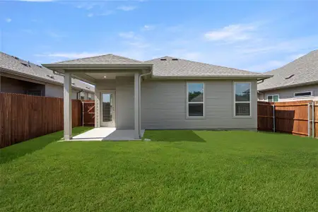 New construction Single-Family house 1717 Meadow Crest Dr, Aubrey, TX 76227 plan Birch - image