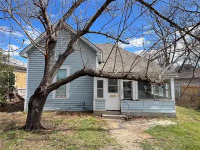 New construction Single-Family house 822 N Robinson St, Cleburne, TX 76031 - image