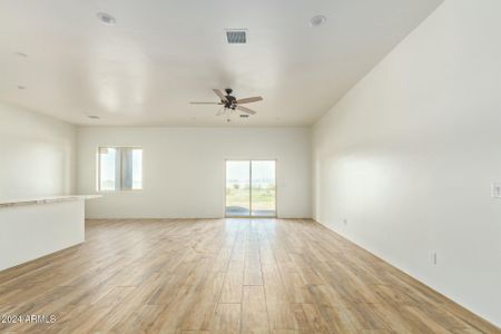 New construction Single-Family house 30502 N 235Th Ln, Wittmann, AZ 85361 null- photo 6 6