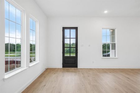 New construction Townhouse house 1402 Marsh Ln, Frisco, TX 75033 - image 15