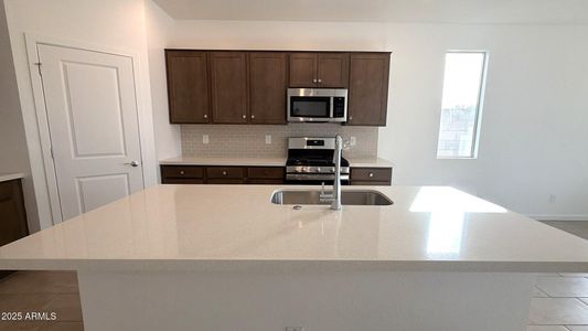 New construction Single-Family house 20680 N 224Th Ave, Surprise, AZ 85387 plan 3503 - image 4