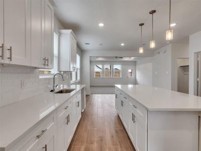 New construction Single-Family house 8310 Amethyst Valley Ln, Angleton, TX 77515 - image 9