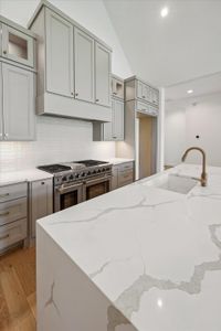 New construction Single-Family house 422 Venado View Ct, Conroe, TX 77304 - image 7