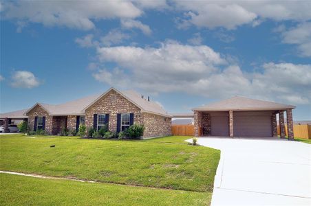 Cervelle Homes in Pedregal are all detached garages, which allows free and clear streets most of the time.