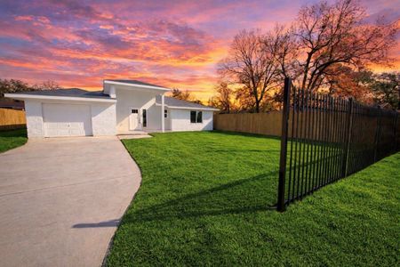 New construction Single-Family house 9226 Grady St, Houston, TX 77016 - image
