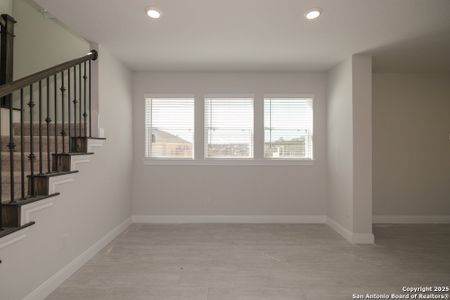 New construction Single-Family house 2602 Vistablue, San Antonio, TX 78245 Crockett- photo 2 2