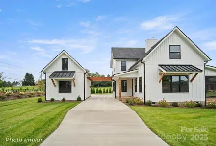 New construction Single-Family house 184 Mavrick Dr, Mills River, NC 28759 - image