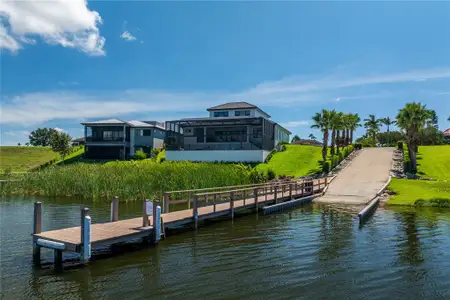 New construction Single-Family house 559 Waterfern Trail Dr, Auburndale, FL 33823 - image