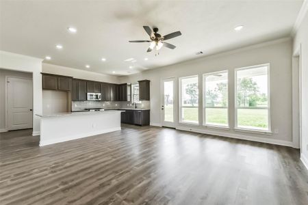 New construction Single-Family house 6427 Tomahawk Dr, Baytown, TX 77523 plan Trinity - image 18