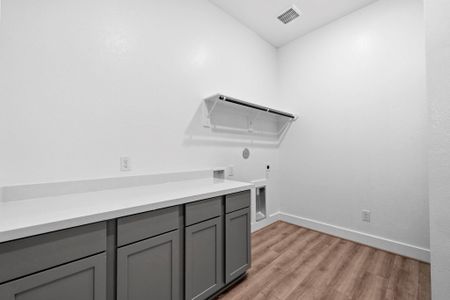 New construction Single-Family house 216 Sandhill Grove Trl, Waller, TX 77484 plan Alamo Attwater Country - image 8