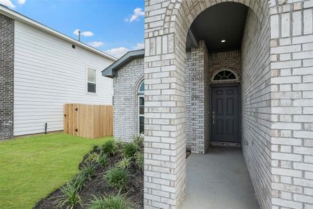 New construction Single-Family house 658 Cherry Tree Dr, La Marque, TX 77568 The Leeds- photo 1 1