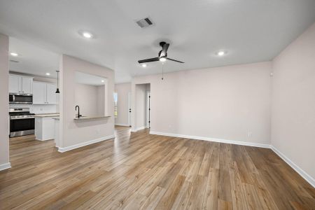 New construction Single-Family house 3031 Sunmoon Ln, Katy, TX 77493 plan Martin - image 11