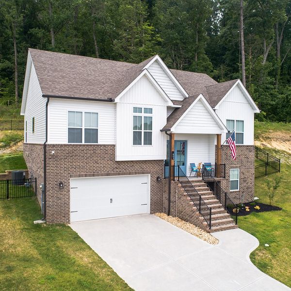 A showcase of a new construction home by Turner Homes, highlighting their design and quality (Image 16).