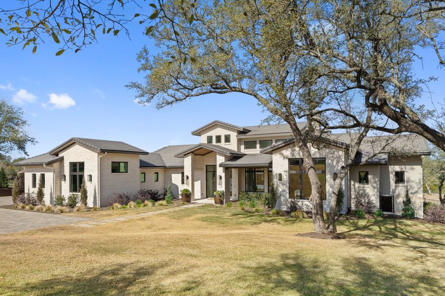 A showcase of a new construction home by Arbogast Homes, highlighting their design and quality (Image 14). A showcase of a new construction home by Arbogast Homes, highlighting their design and quality (Image 14).