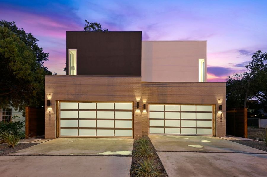 A showcase of a new construction home by Conrad Homes, highlighting their design and quality (Image 4). A showcase of a new construction home by Conrad Homes, highlighting their design and quality (Image 4).