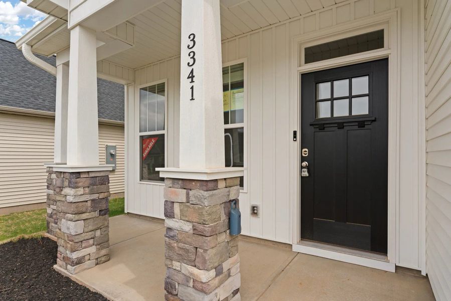 A showcase of a new construction home by SK Builders, highlighting their design and quality (Image 6). A showcase of a new construction home by SK Builders, highlighting their design and quality (Image 6).