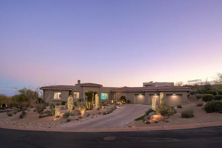 A showcase of a new construction home by Luxor Homes, highlighting their design and quality (Image 3). A showcase of a new construction home by Luxor Homes, highlighting their design and quality (Image 3).