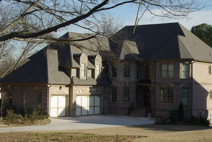 A showcase of a new construction home by Amini Homes, highlighting their design and quality (Image 2). A showcase of a new construction home by Amini Homes, highlighting their design and quality (Image 2).