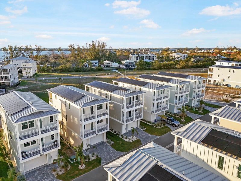 A showcase of a new construction home by Pearl Homes, highlighting their design and quality (Image 6).