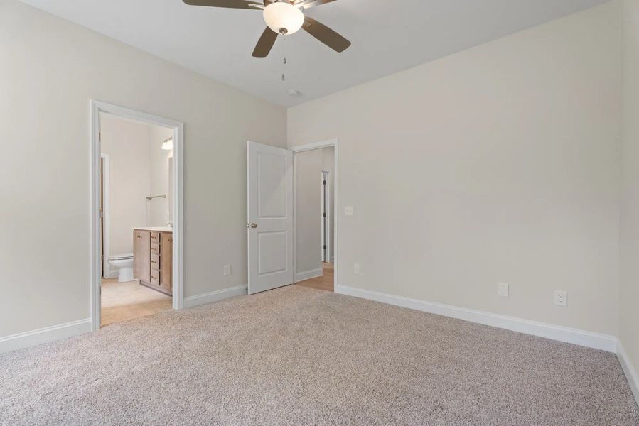 A showcase of a new construction home by SK Builders, highlighting their design and quality (Image 15). A showcase of a new construction home by SK Builders, highlighting their design and quality (Image 15).