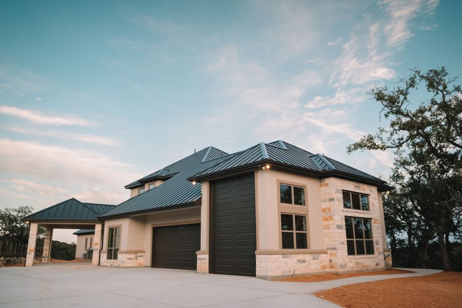 A showcase of a new construction home by JLP BUILDERS, highlighting their design and quality (Image 6).