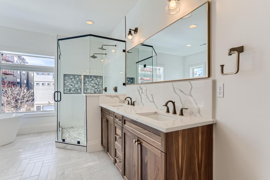A showcase of a new construction home by Reed Design Builders, highlighting their design and quality (Image 12). A showcase of a new construction home by Reed Design Builders, highlighting their design and quality (Image 12).