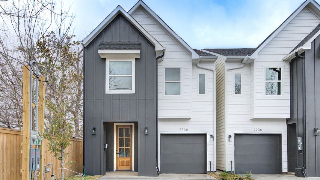 A showcase of a new construction home by Bayou Hawthorn, highlighting their design and quality (Image 9).