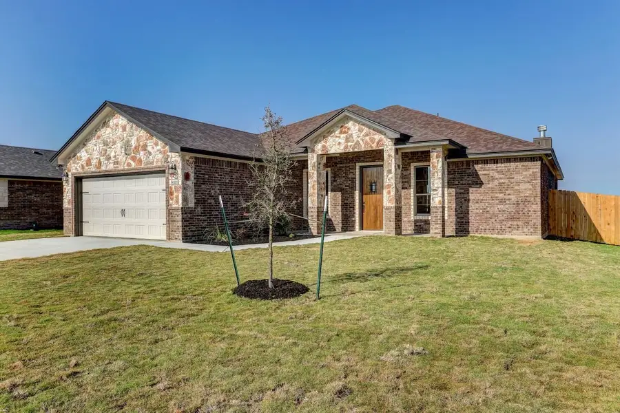 A showcase of a new construction home by King Signature Homes, highlighting their design and quality (Image 3).