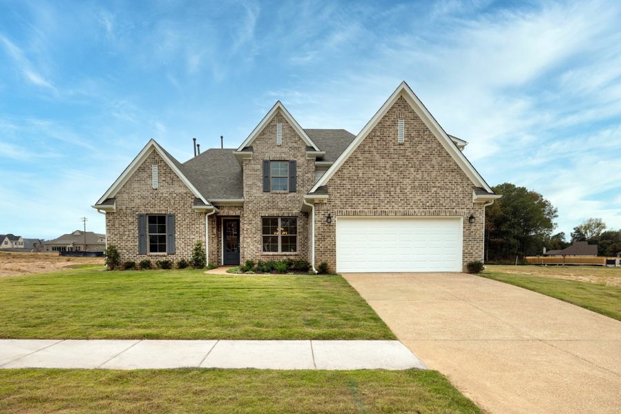 A showcase of a new construction home by Grant Homes LLC, highlighting their design and quality (Image 2).