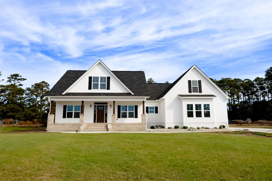 A showcase of a new construction home by JC Jackson Homes,LLC, highlighting their design and quality (Image 3).