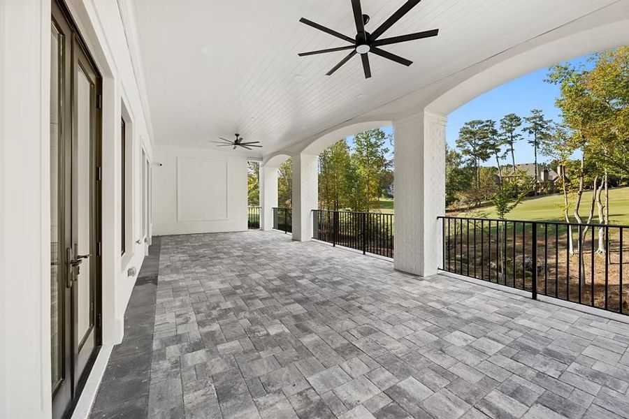 A showcase of a new construction home by Hyde Park Homes, Inc., highlighting their design and quality (Image 4).