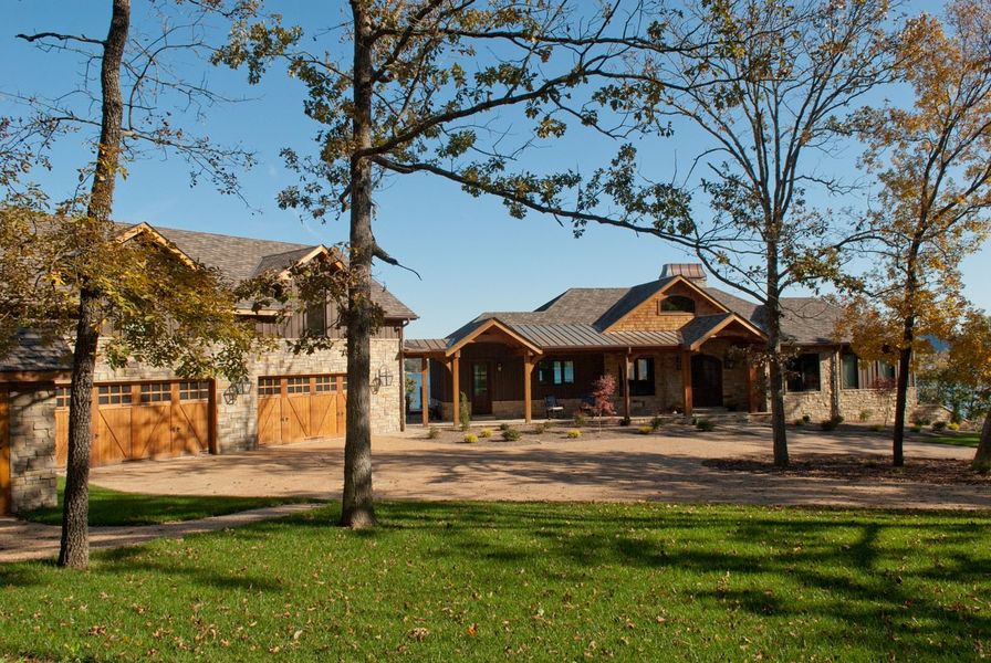 A showcase of a new construction home by Prince Custom Homes, highlighting their design and quality (Image 2). A showcase of a new construction home by Prince Custom Homes, highlighting their design and quality (Image 2).