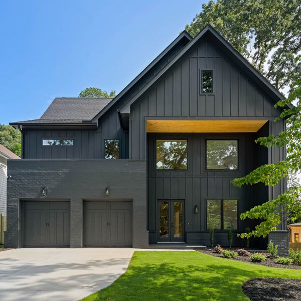 A showcase of a new construction home by Six Points Homes, highlighting their design and quality (Image 11). A showcase of a new construction home by Six Points Homes, highlighting their design and quality (Image 11).
