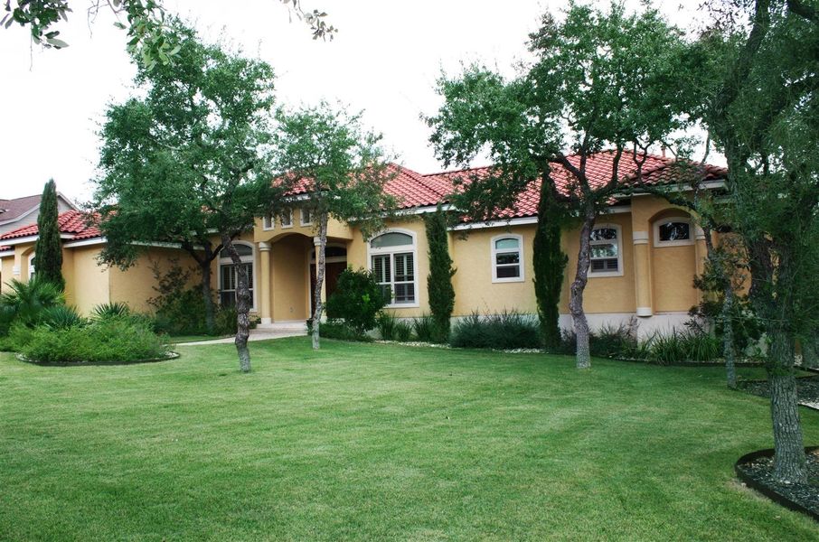 A showcase of a new construction home by Genesis Custom Homes, highlighting their design and quality (Image 7).