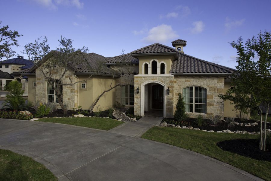 A showcase of a new construction home by Uptmore Homes, highlighting their design and quality (Image 3). A showcase of a new construction home by Uptmore Homes, highlighting their design and quality (Image 3).