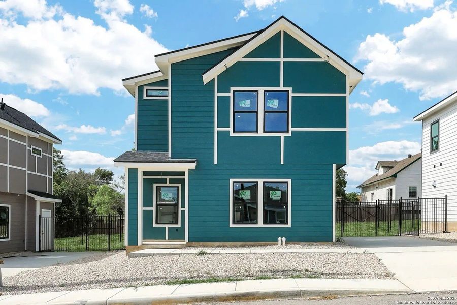 A showcase of a new construction home by ASP Home Builders, highlighting their design and quality (Image 4). A showcase of a new construction home by ASP Home Builders, highlighting their design and quality (Image 4).