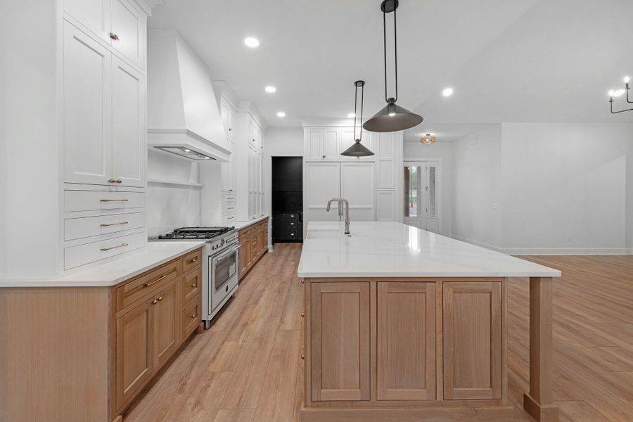 A showcase of a new construction home by Norfleet Builders, highlighting their design and quality (Image 15).